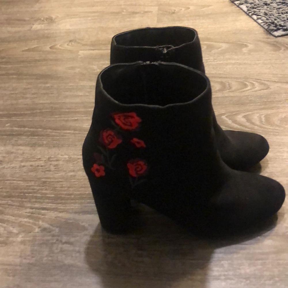 Report booties - Picture 4 of 5